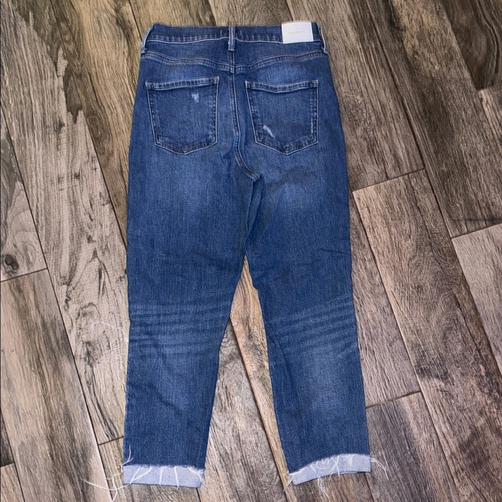 Express Distressed Jeans - Picture 10 of 11